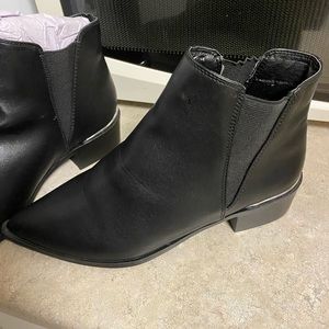 They are new, they did not serve me very girls